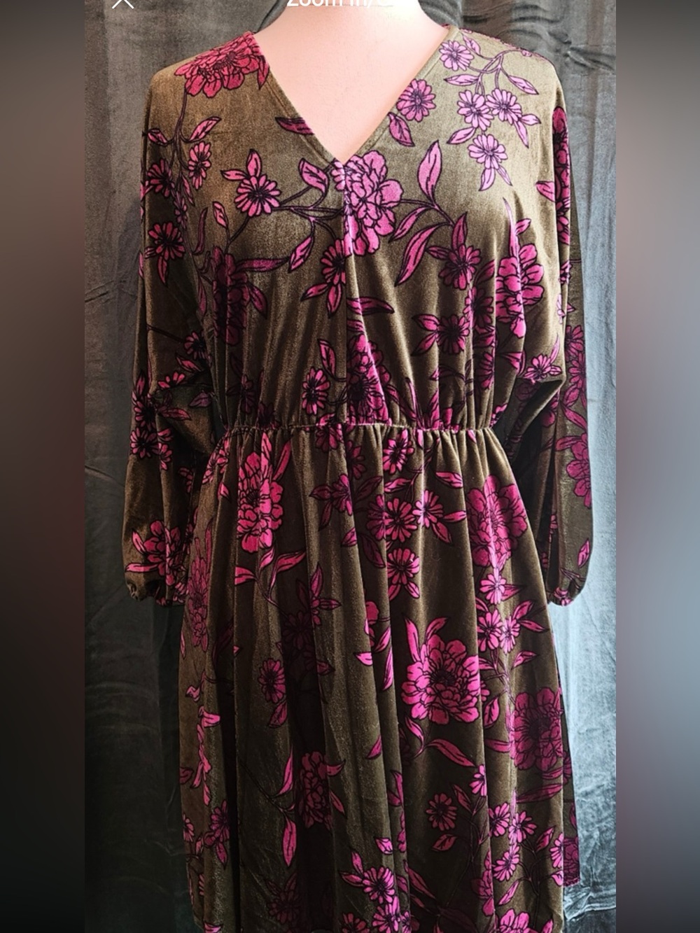 Women’s NY & Company Floral Velvet Dress Size Medium
